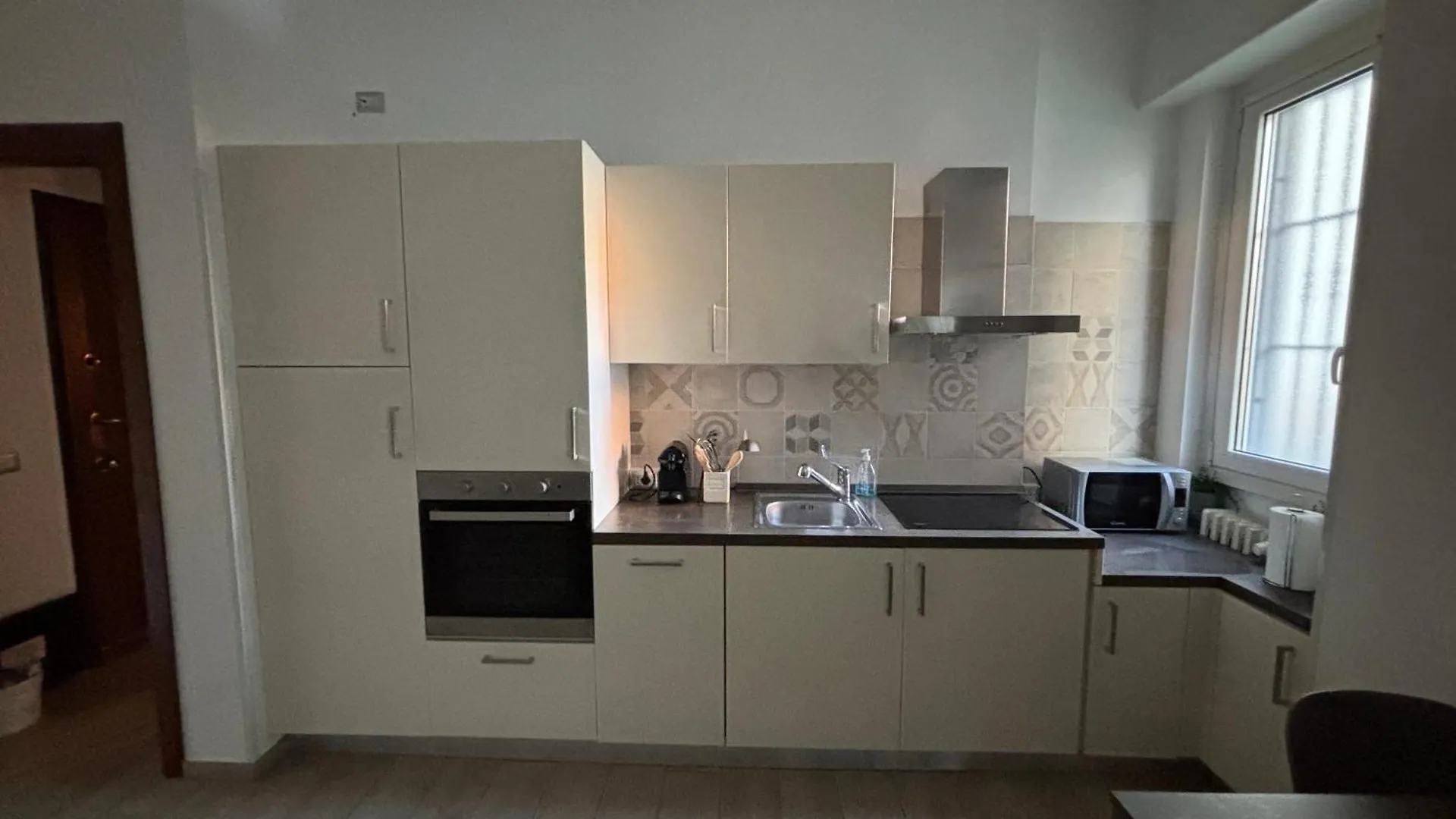 Cozy Studio 700M From The Milan Red Metro Sesto San Giovanni 0*,  Italie
